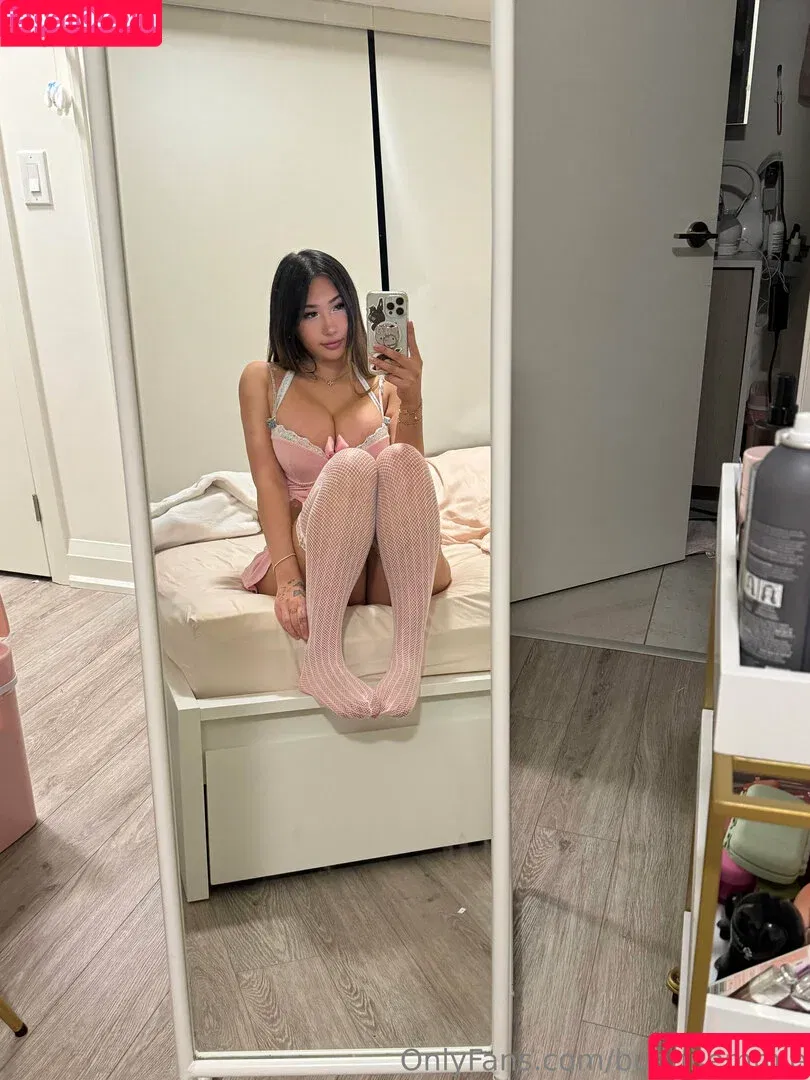 Emma Lvxx / bunni.emmie / emmaslvx Onlyfans Photo Gallery 