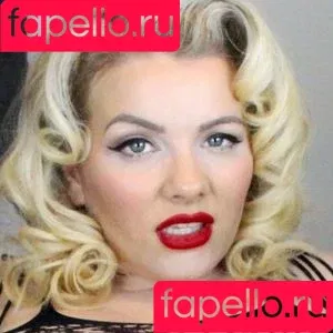 Loula Belle / Thepleganpinup Onlyfans Photo Gallery 