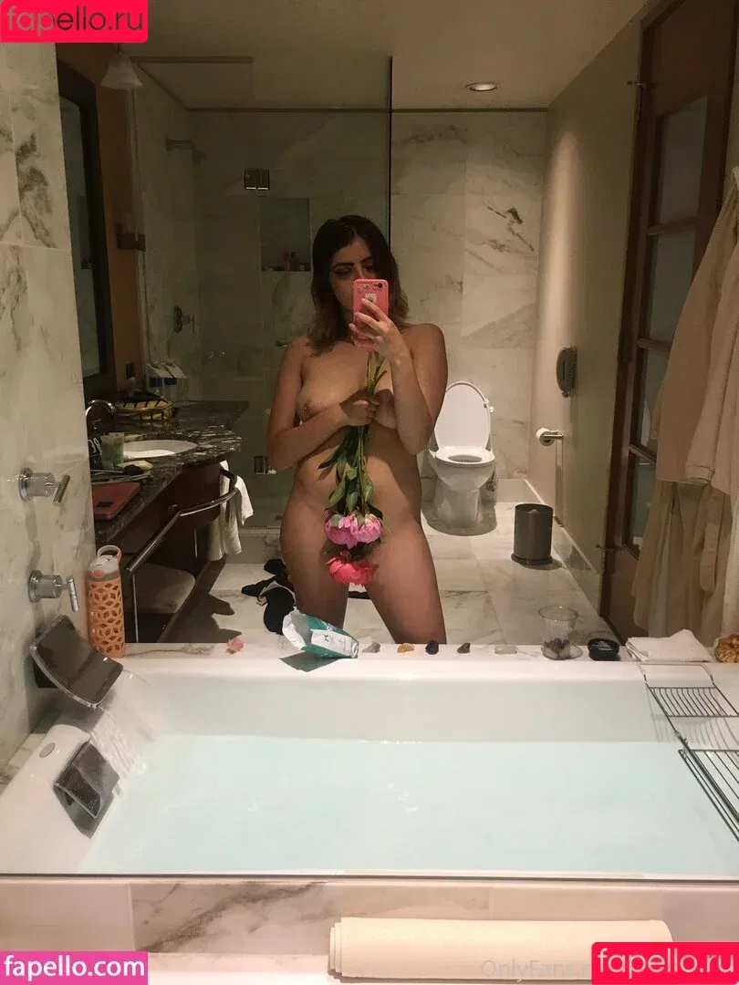 dailydaisy / dailydaisy.official Onlyfans Photo Gallery 