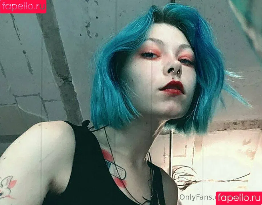 by.strwbrr / strwbrr Onlyfans Photo Gallery 