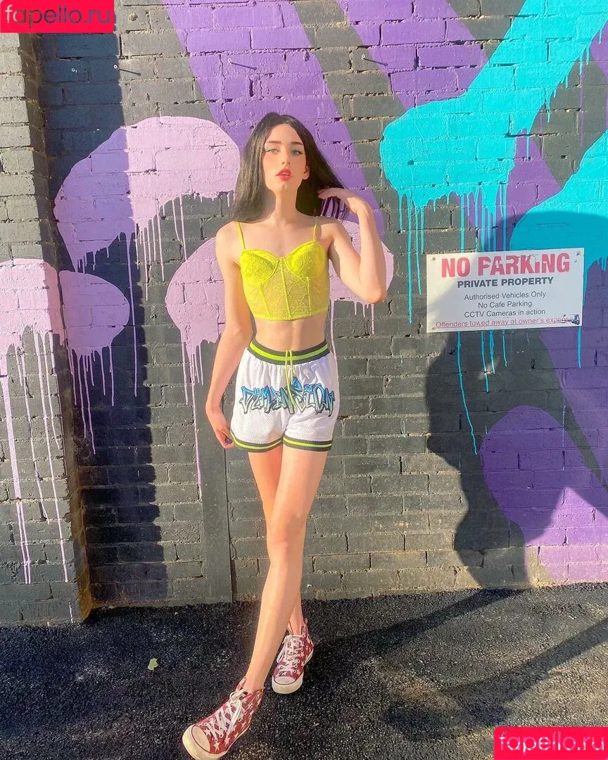 Venus Moorez / Venusmoorez / bodybyvenus Onlyfans Photo Gallery 