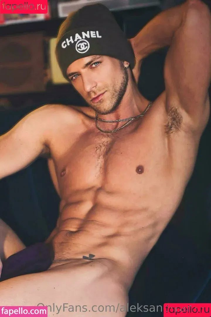 aleksander_ramm / aleksandrramm Onlyfans Photo Gallery 