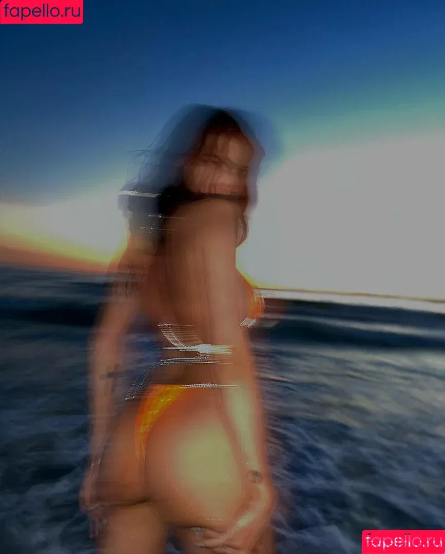 Anannke / Anna Anannke / anvnnke Onlyfans Photo Gallery 