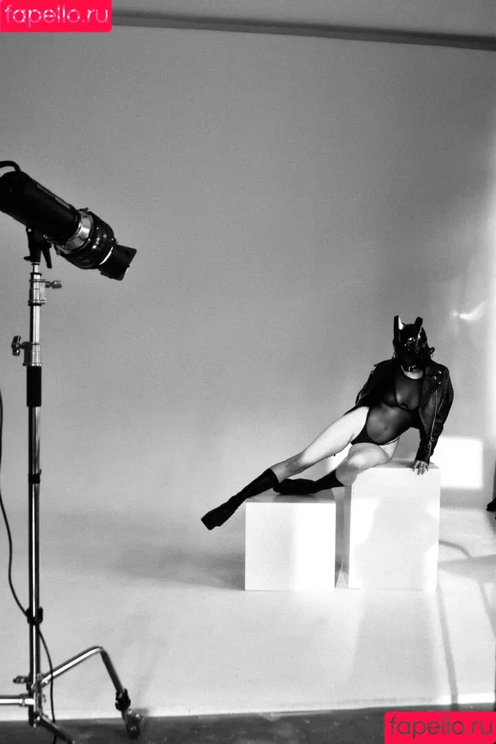 Anannke / Anna Anannke / anvnnke Onlyfans Photo Gallery 