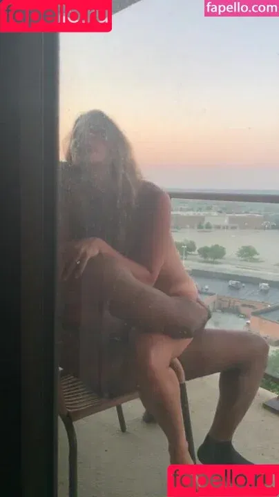 Mia Corleone / US Amateur Hotwife / mia_corleone / miacorleone Onlyfans Photo Gallery 