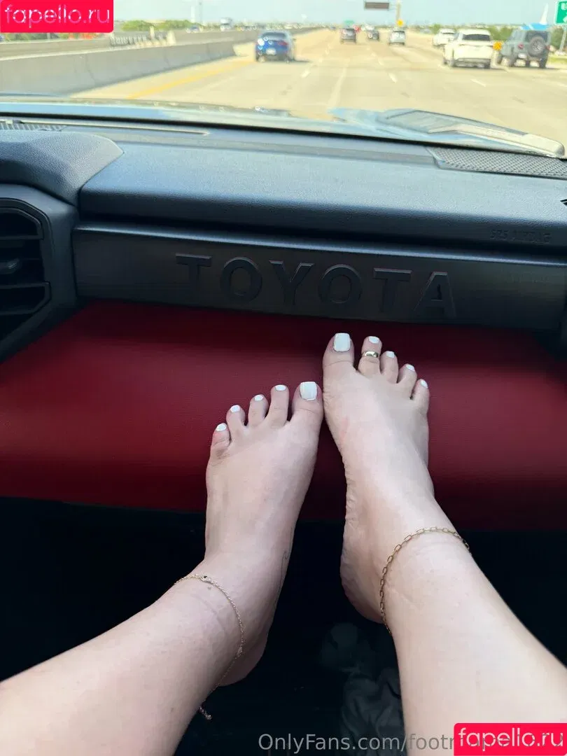 footmama1622 Onlyfans Photo Gallery 