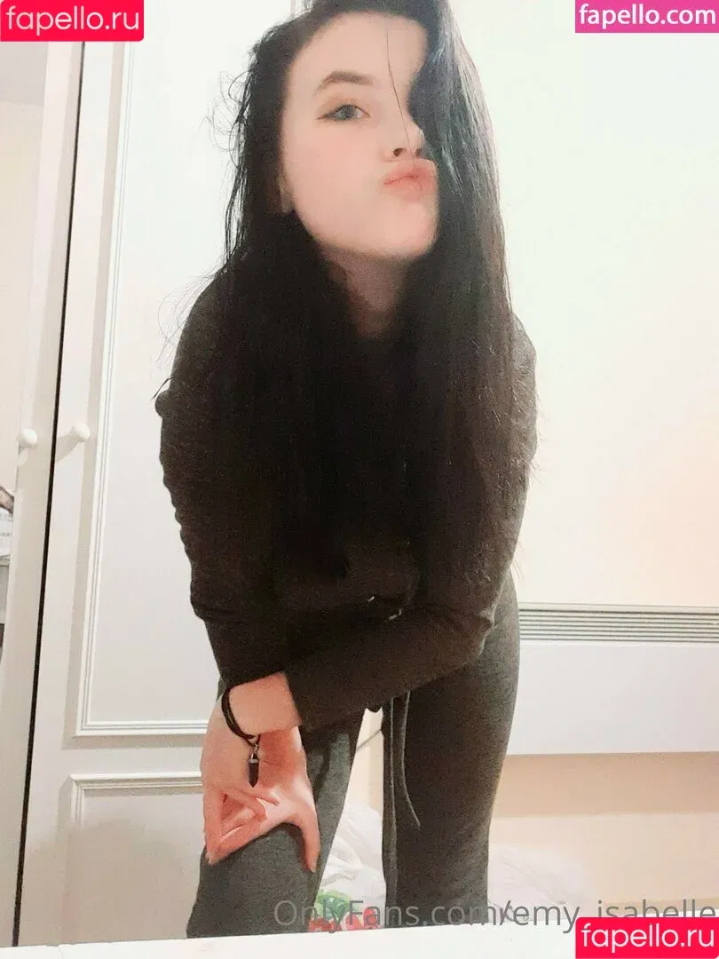 emy_isabel / emy_isabelle Onlyfans Photo Gallery 