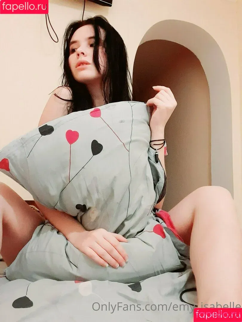 emy_isabel / emy_isabelle Onlyfans Photo Gallery 