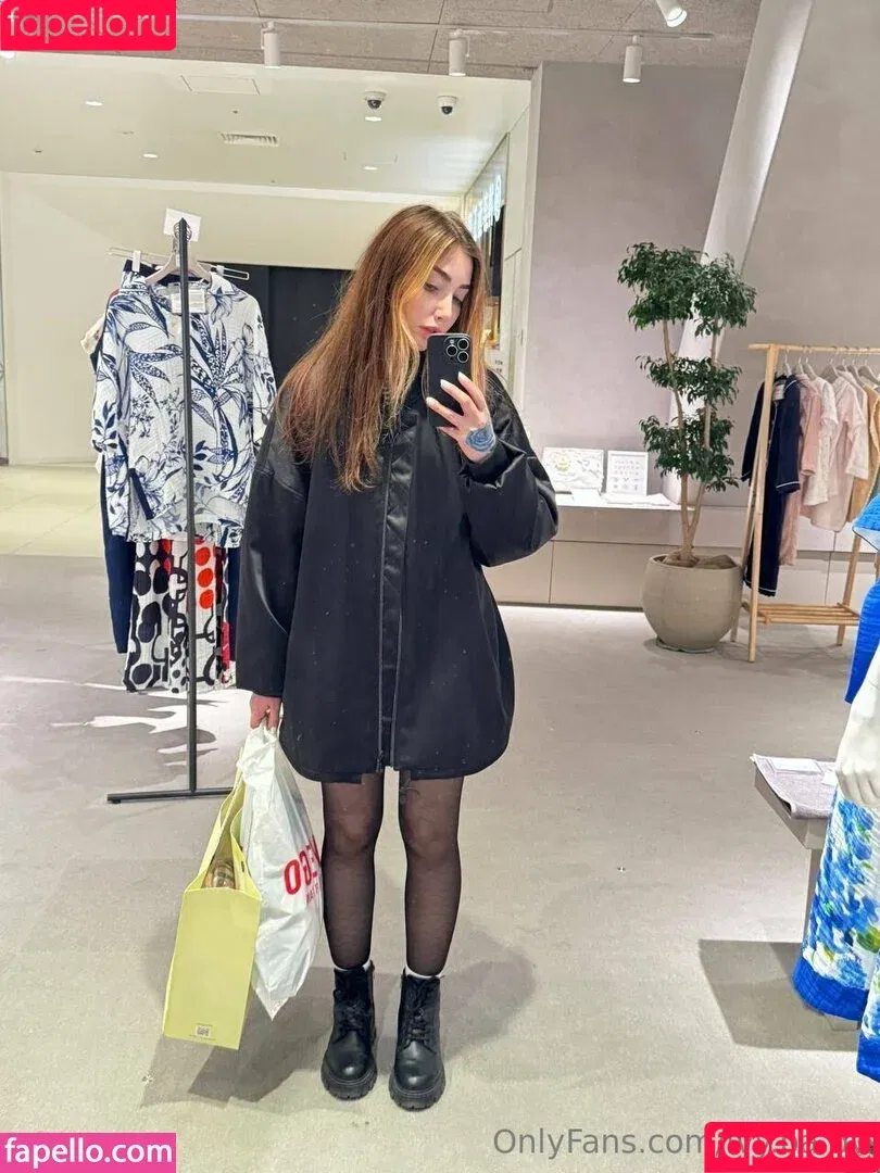 ivy / ivybabypaid Onlyfans Photo Gallery 