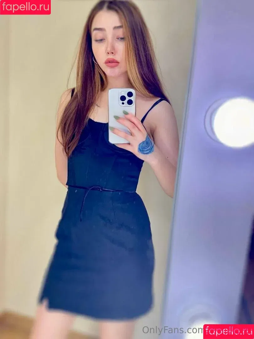 ivy / ivybabypaid Onlyfans Photo Gallery 