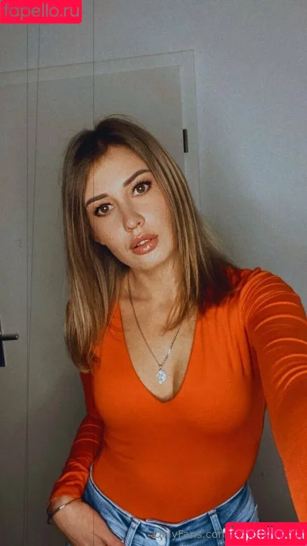 sexyvickulya / vickulya Onlyfans Photo Gallery 