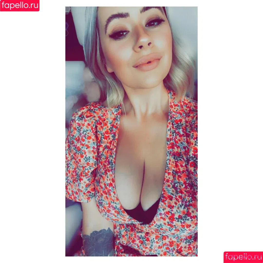 Kathryn / kathrynrae91 / kittiesvip Onlyfans Photo Gallery 