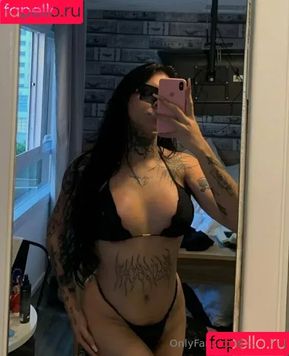 tsjuliaa / tsjuliaaa Onlyfans Photo Gallery 