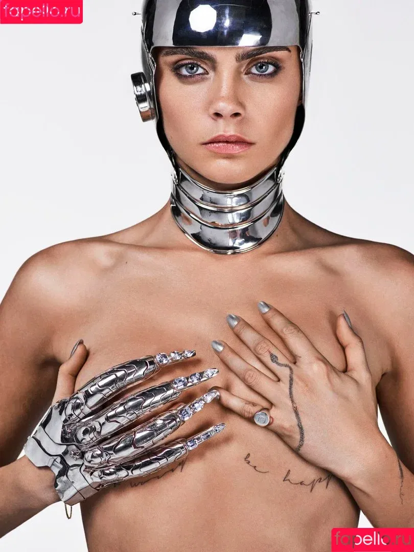 Cara Delevingne / CaraDelevingneOfficialPage / caradelevingne Onlyfans Photo Gallery 