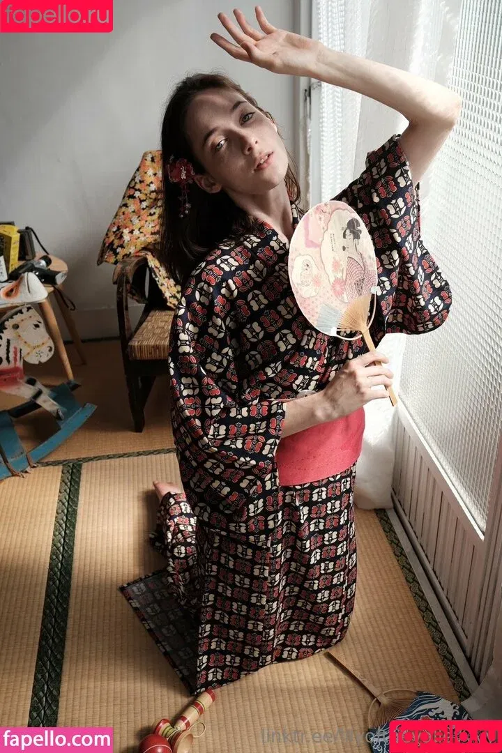 lilyofthevalleyyyy Onlyfans Photo Gallery 