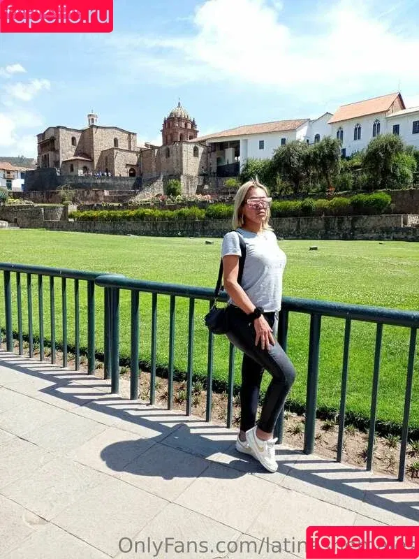 Ivanna Nova / https: / ivannanova / latinashemale Onlyfans Photo Gallery 