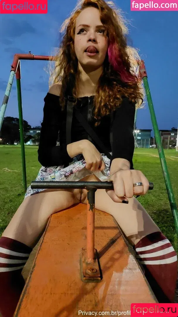 Goth1c Bunny / Mad Red Head / gothic_bunny / gothicbunnivr Onlyfans Photo Gallery 