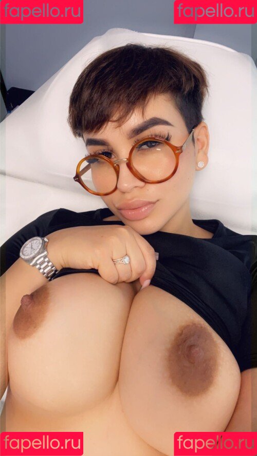 Steph Murves Nude Onlyfans Photo 18