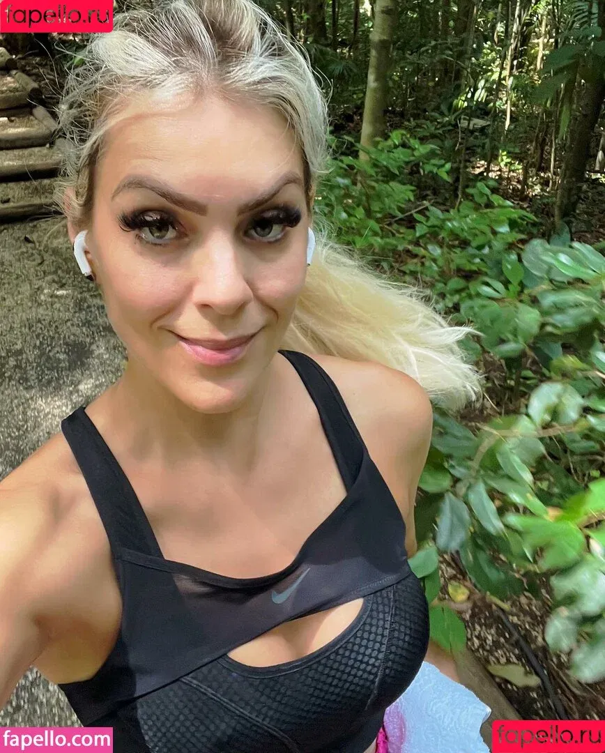 Renata Fan / renata_ri / renatafan Onlyfans Photo Gallery 