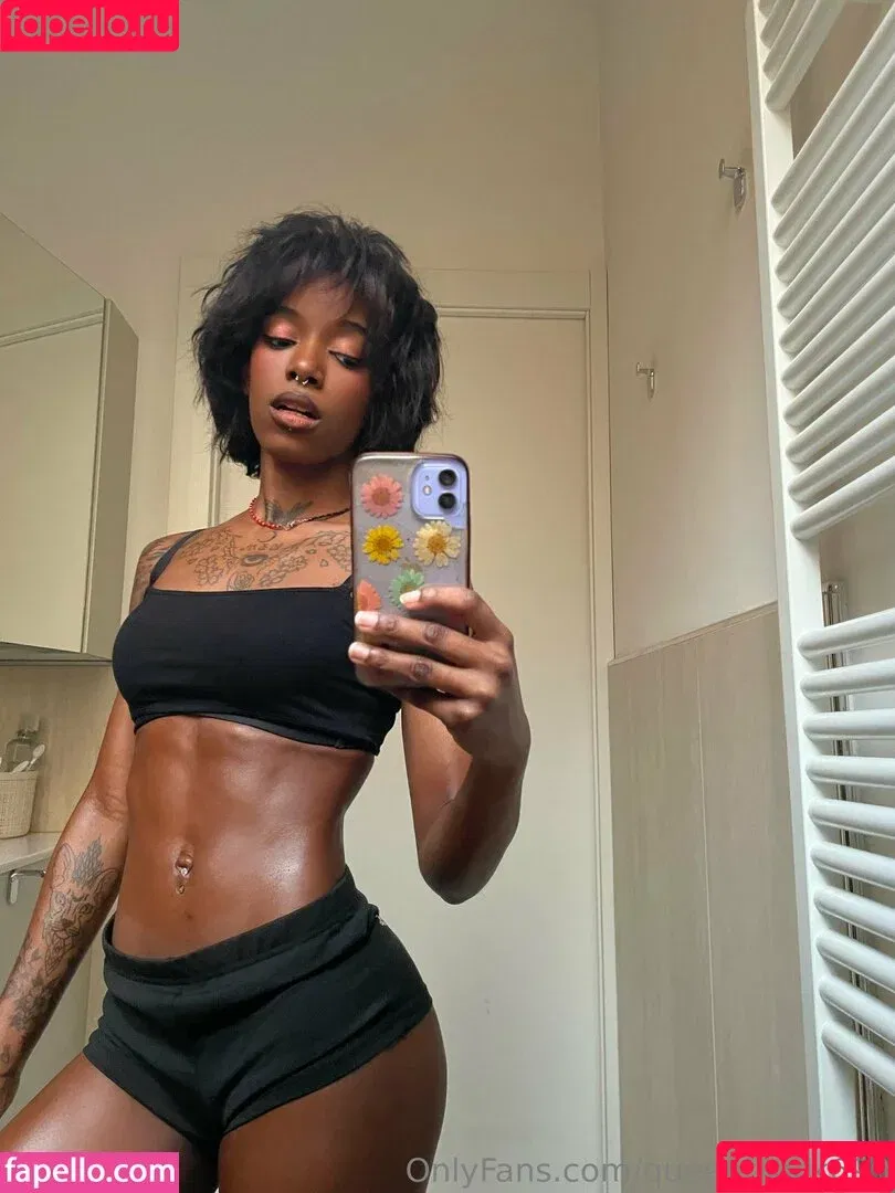 queenblack339 / queenblack699 Onlyfans Photo Gallery 