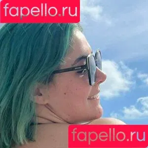 truebadash Onlyfans Photo Gallery 