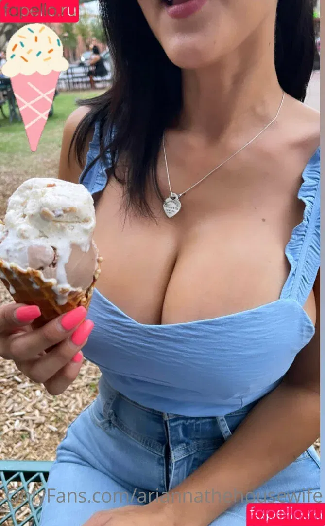 Arianna Housewife / ariannathehousewife Onlyfans Photo Gallery 