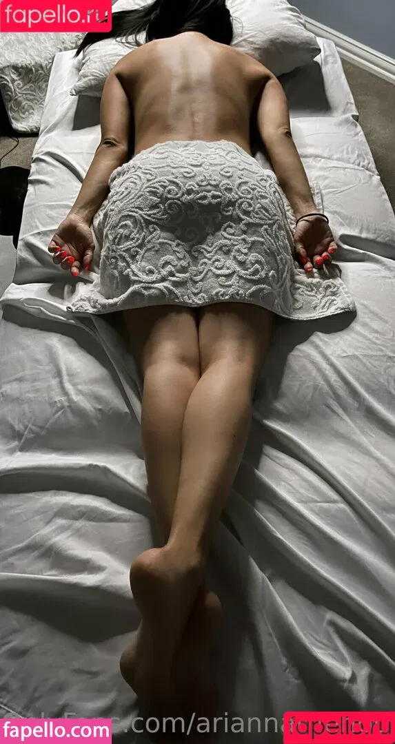 Arianna Housewife / ariannathehousewife Onlyfans Photo Gallery 