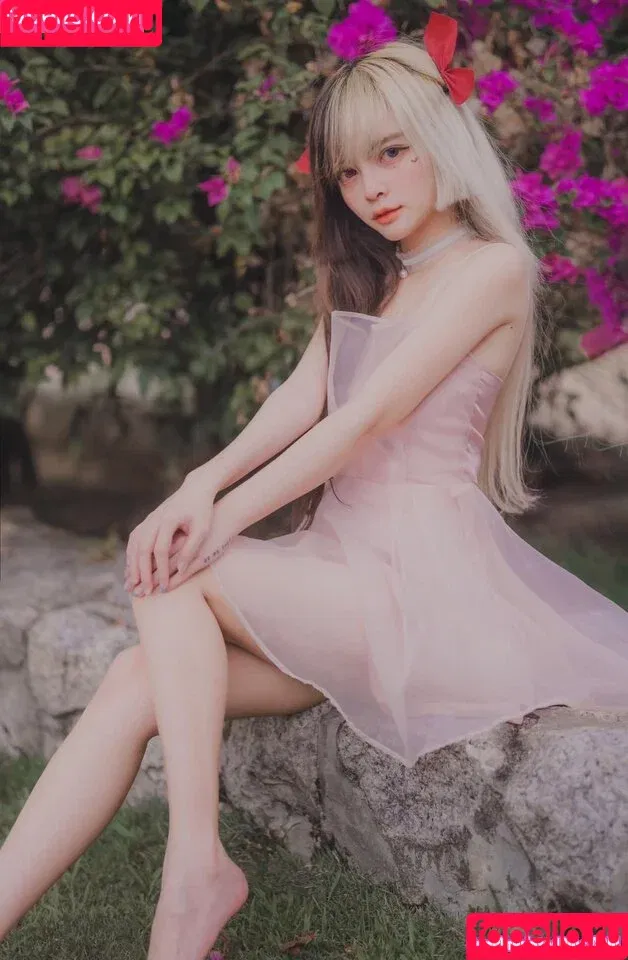 Le Josette / lejosette_ / lolita_josette Onlyfans Photo Gallery 