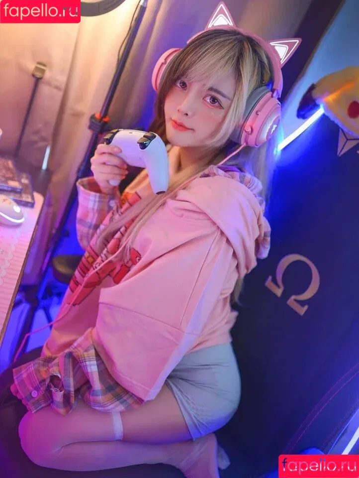 Le Josette / lejosette_ / lolita_josette Onlyfans Photo Gallery 