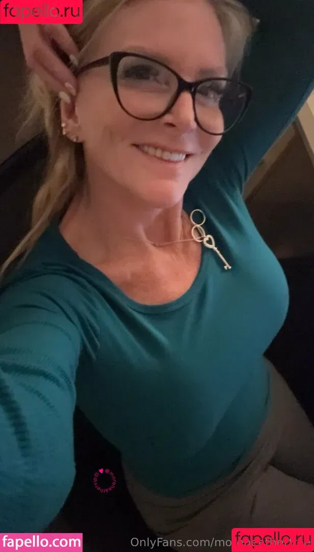 freeheather / moreheatherfree Onlyfans Photo Gallery 