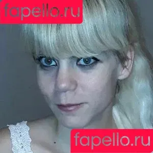 mona.nylon91 / monanylon91 Onlyfans Photo Gallery 