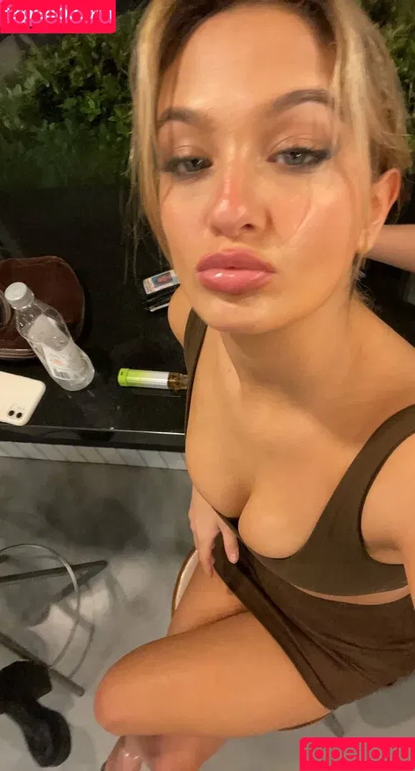 Claudia Conway / claudiaconway / claudiamconway Onlyfans Photo Gallery 