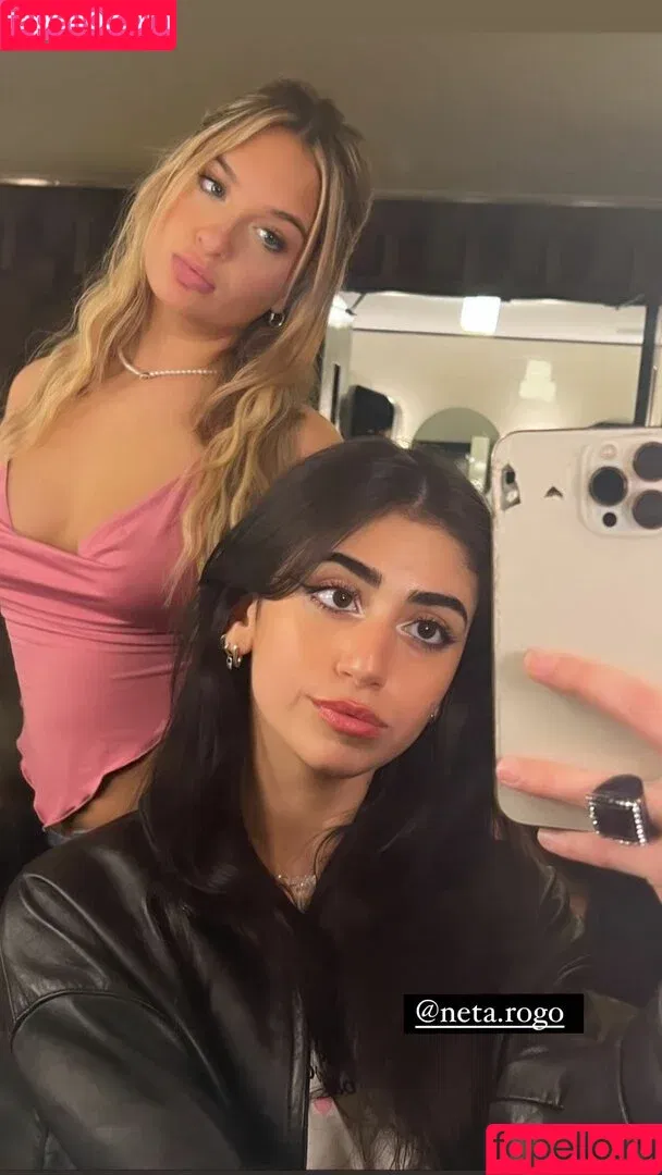 Claudia Conway / claudiaconway / claudiamconway Onlyfans Photo Gallery 