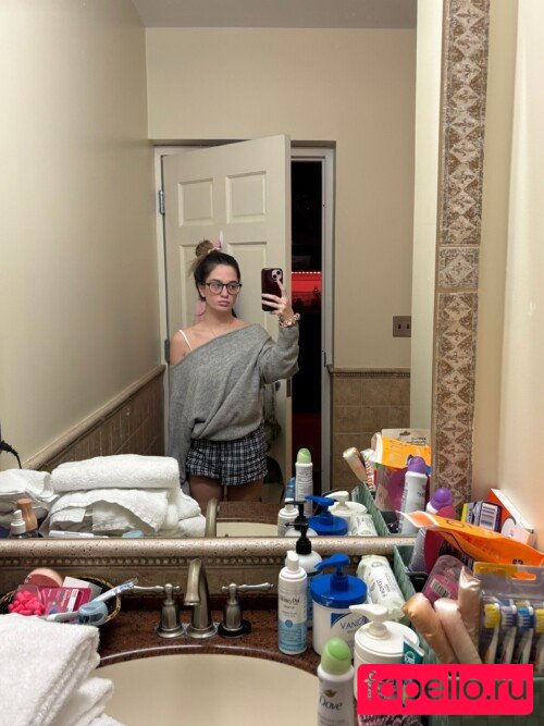 Claudia Conway Nude Onlyfans Photo 4