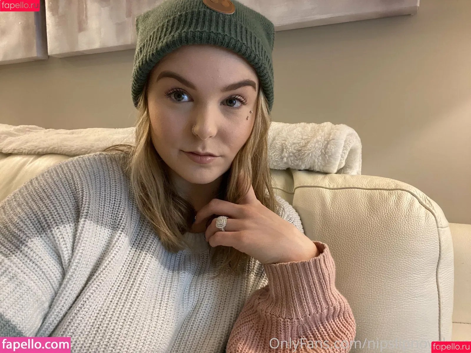 nipslipnovalynn / novalynnpress Onlyfans Photo Gallery 