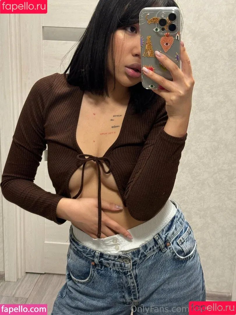 kaya.lee / kaya_leee Onlyfans Photo Gallery 