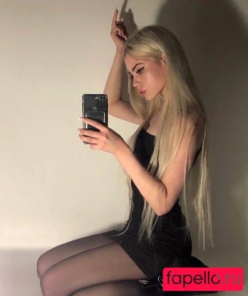 kaya.lee Nude Onlyfans Photo 2
