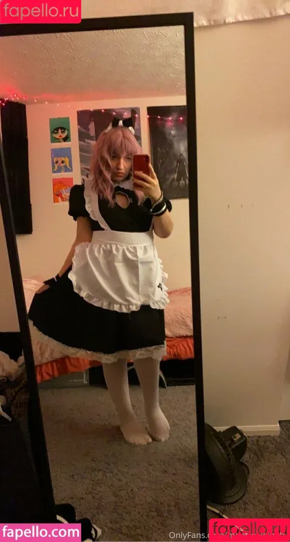 roxanne.rom.official / roxannerom Onlyfans Photo Gallery 