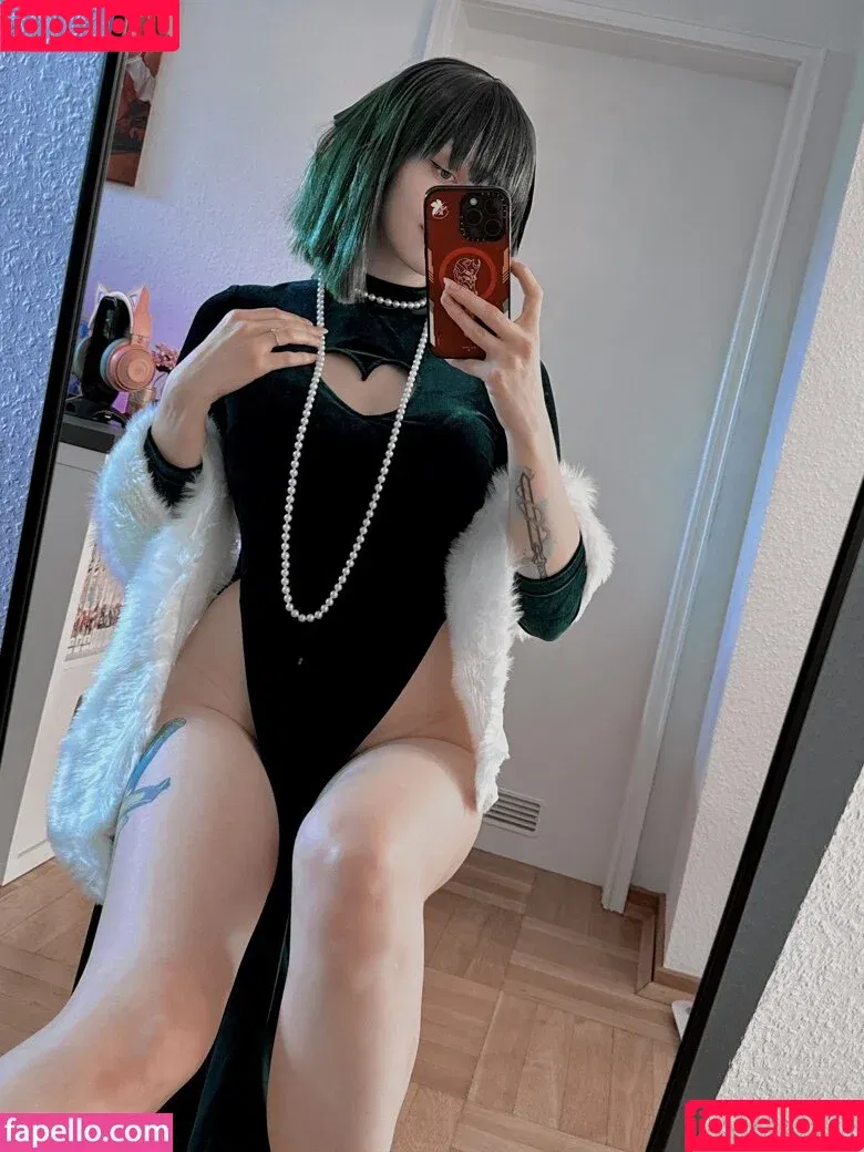 Hylishia / Lena / asuna / himissalisha / hyrjar Onlyfans Photo Gallery 