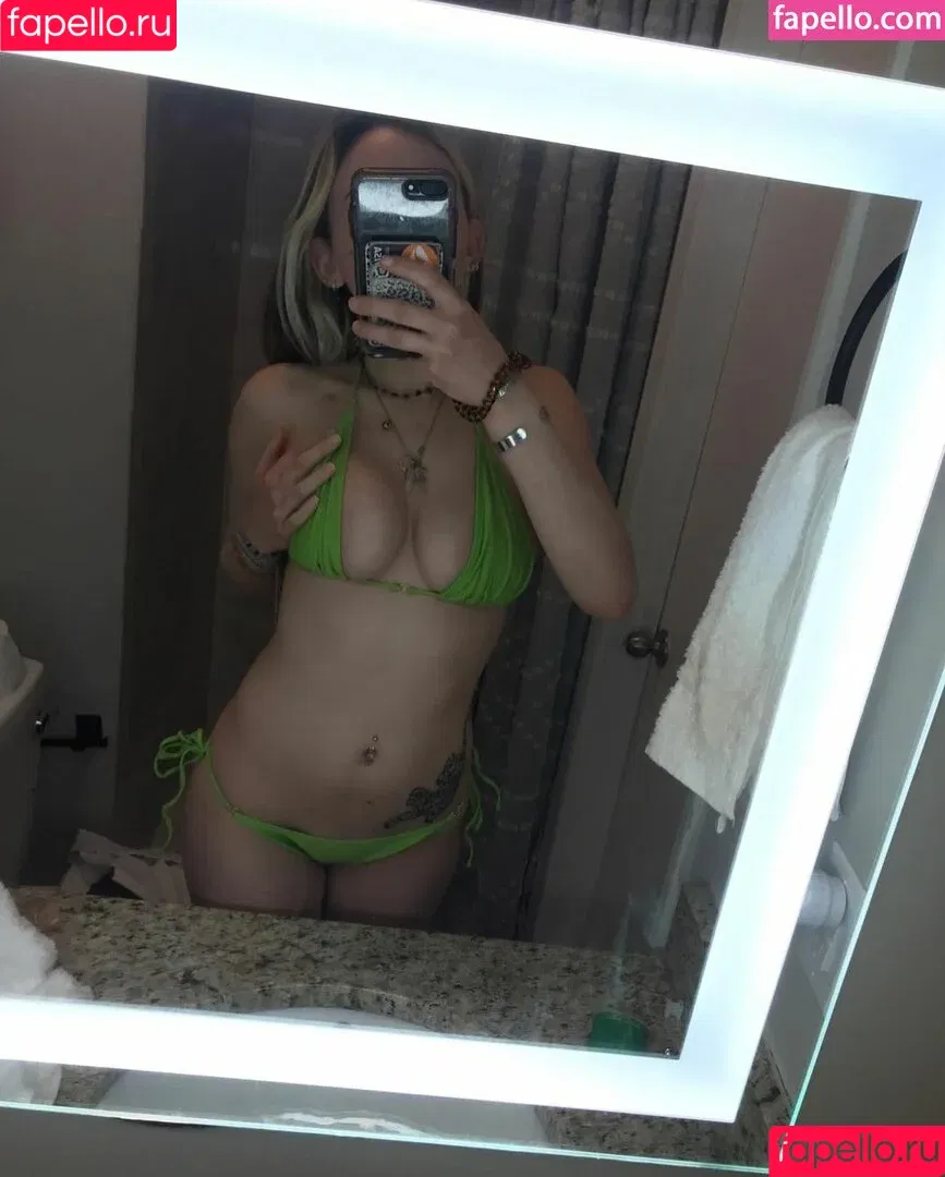 Trippi Miki / Trippimiki / babykannabis / https: Onlyfans Photo Gallery 