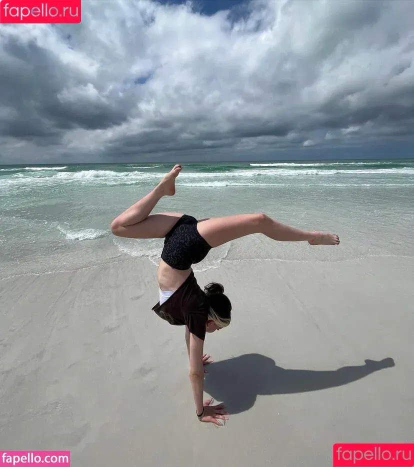 Trippi Miki / Trippimiki / babykannabis / https: Onlyfans Photo Gallery 