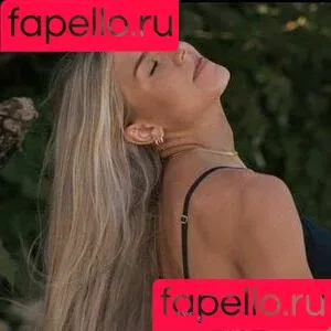 Olena Sadovska / zena_wwe Onlyfans Photo Gallery 