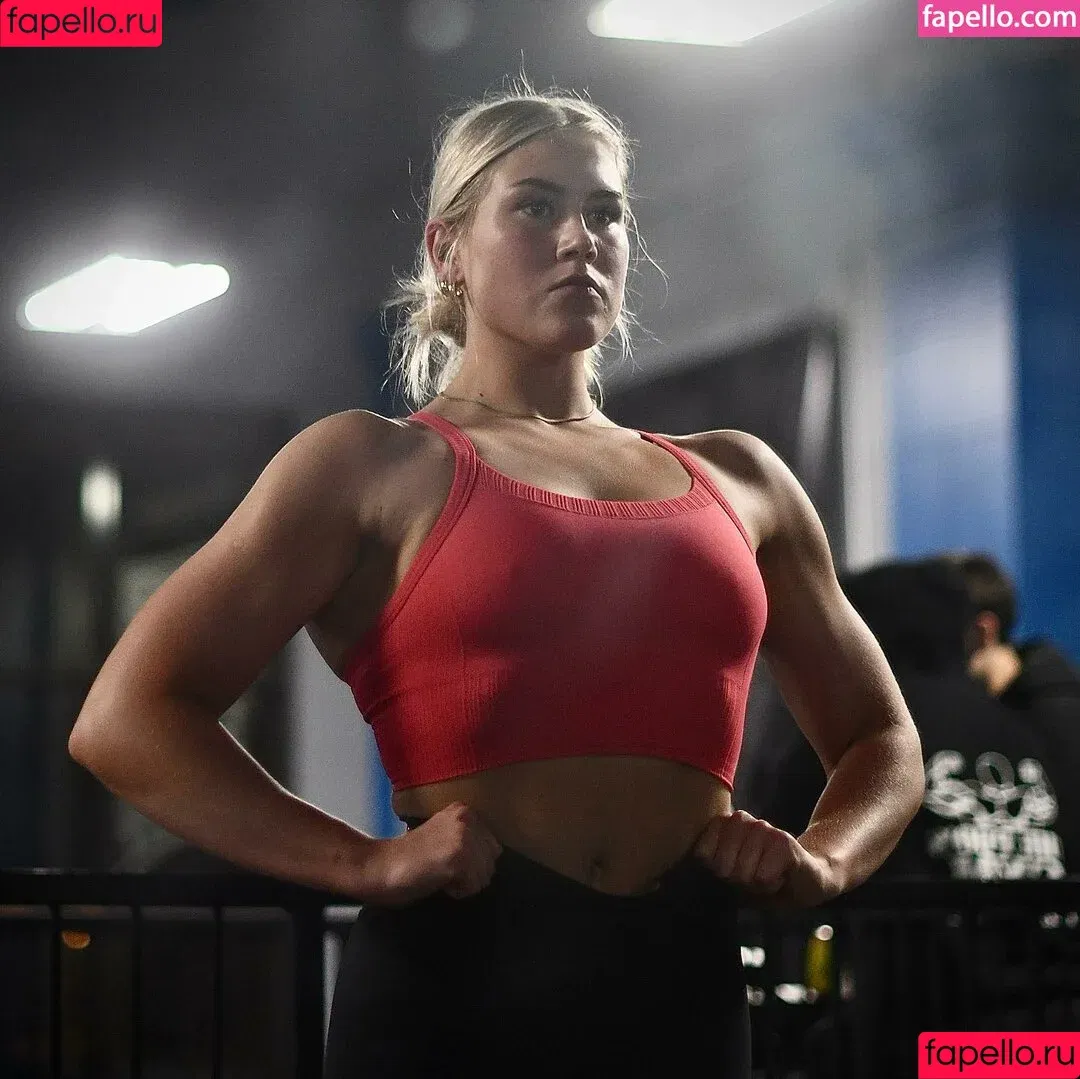 Olena Sadovska / zena_wwe Onlyfans Photo Gallery 