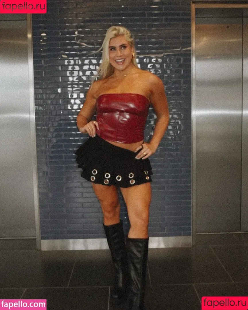 Olena Sadovska / zena_wwe Onlyfans Photo Gallery 