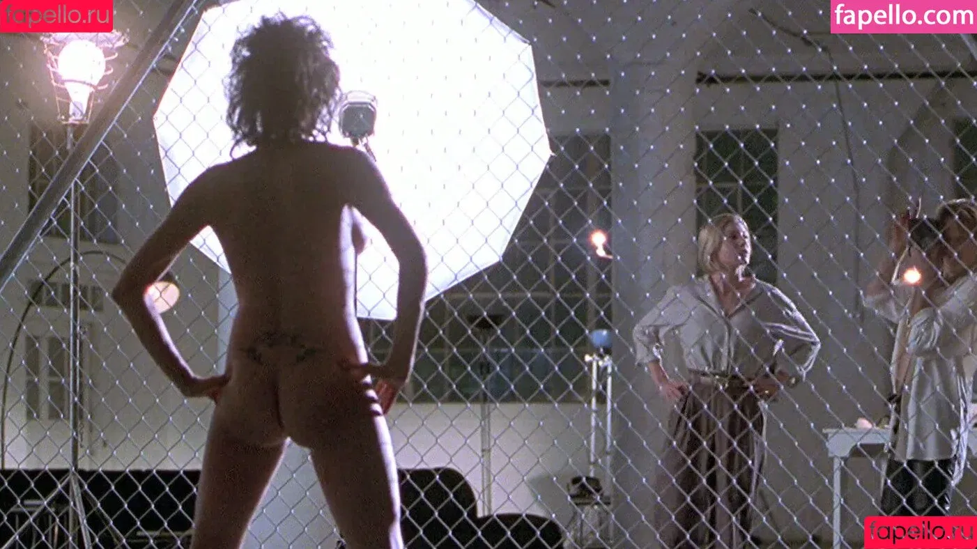 Elizabeth Mitchell / elizabeth.mitchell.official Onlyfans Photo Gallery 