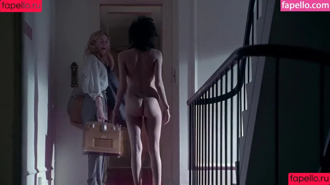 Elizabeth Mitchell / elizabeth.mitchell.official Onlyfans Photo Gallery 