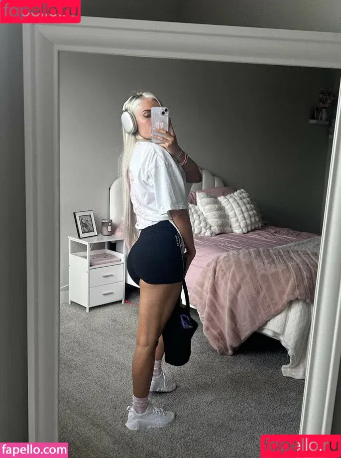 Mariah May / MariahMayx Onlyfans Photo Gallery 