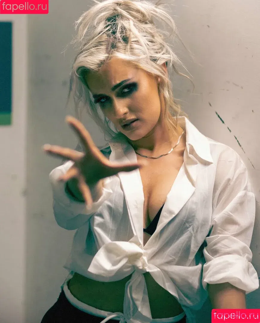 Mariah May / MariahMayx Onlyfans Photo Gallery 