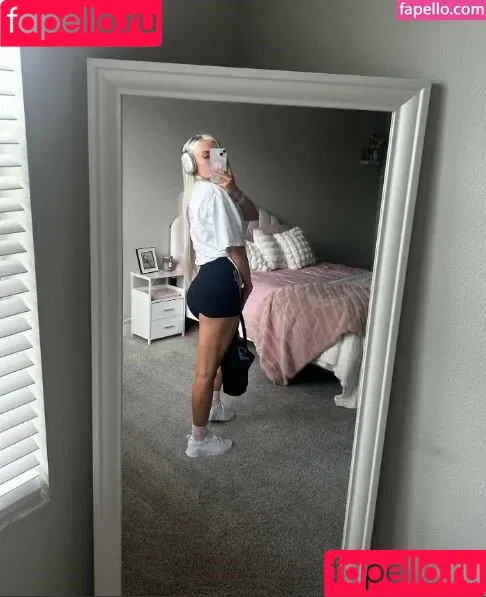 Mariah May / MariahMayx Onlyfans Photo Gallery 