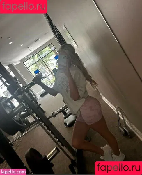 Mariah May / MariahMayx Onlyfans Photo Gallery 